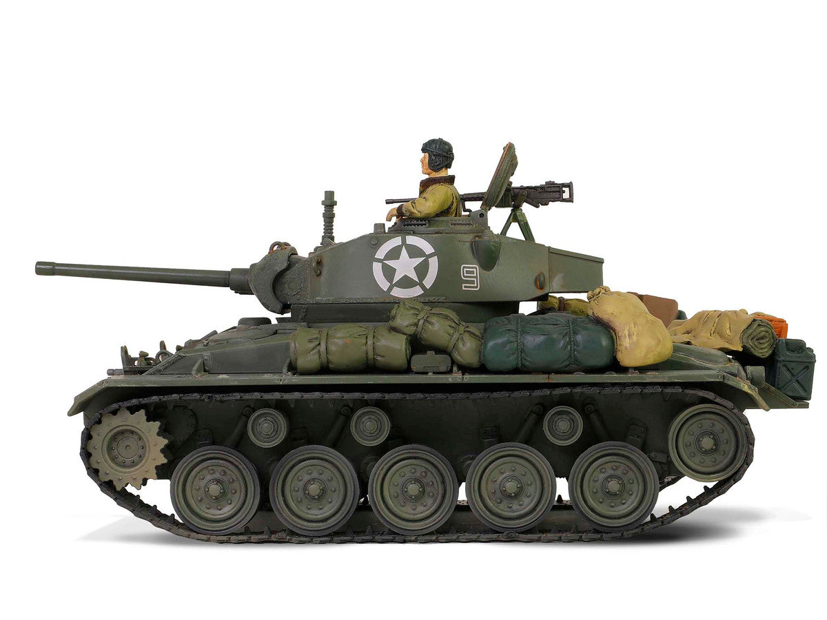 M24 Chaffee Light Tank "8th Armored Division 36th Tank Batallion, Rheinberg Germany World War II" (1945) United States Army "Armoured Fighting Vehicle" Series 1/32 Diecast Model by Forces of Valor-0