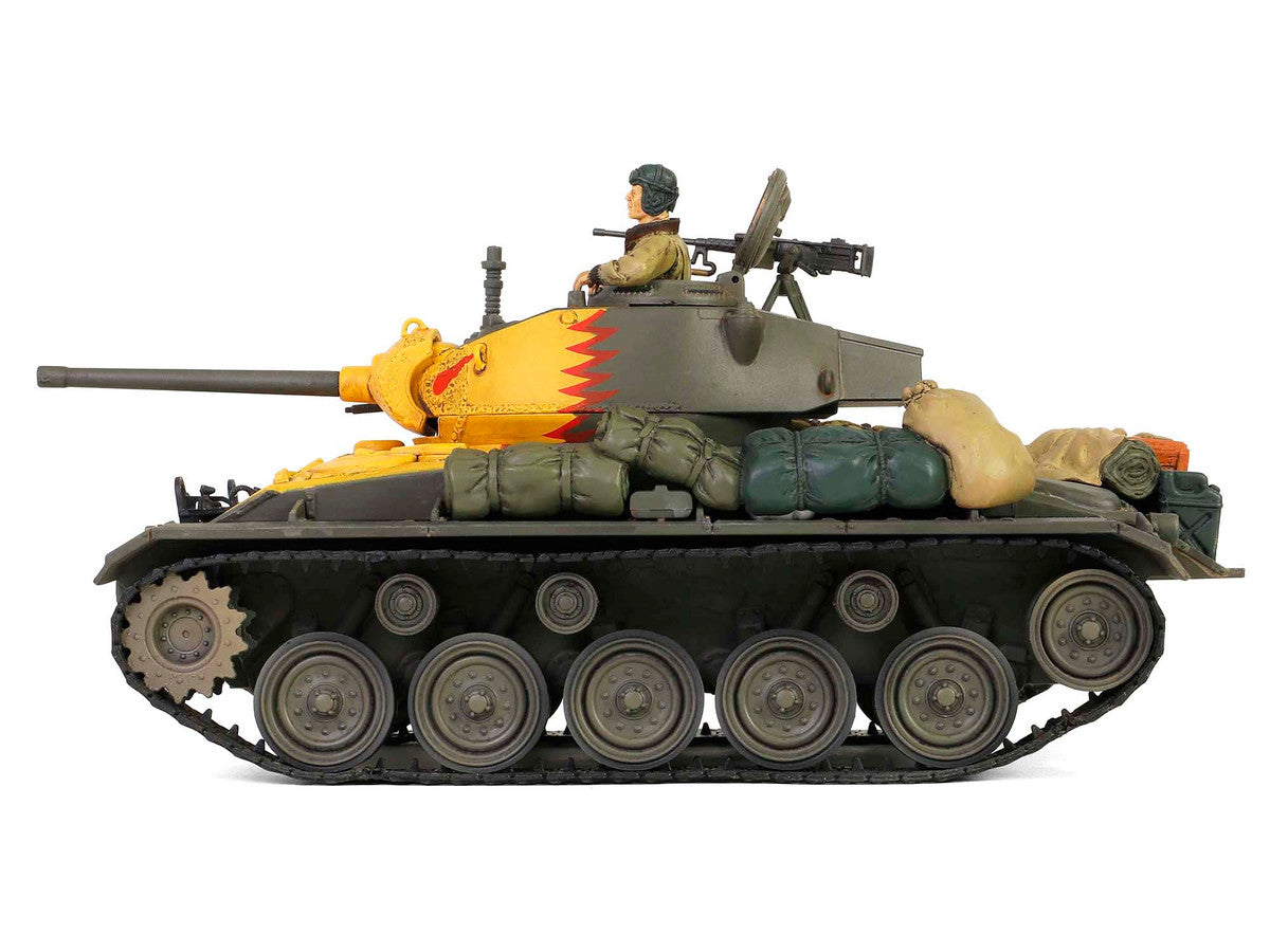 M24 Chaffee Light Tank "Tiger Face 79th Tank Btn Han River South Korea" (1950) United States Army "Armoured Fighting Vehicle" Series 1/32 Diecast Model by Forces of Valor Forces Of Valor