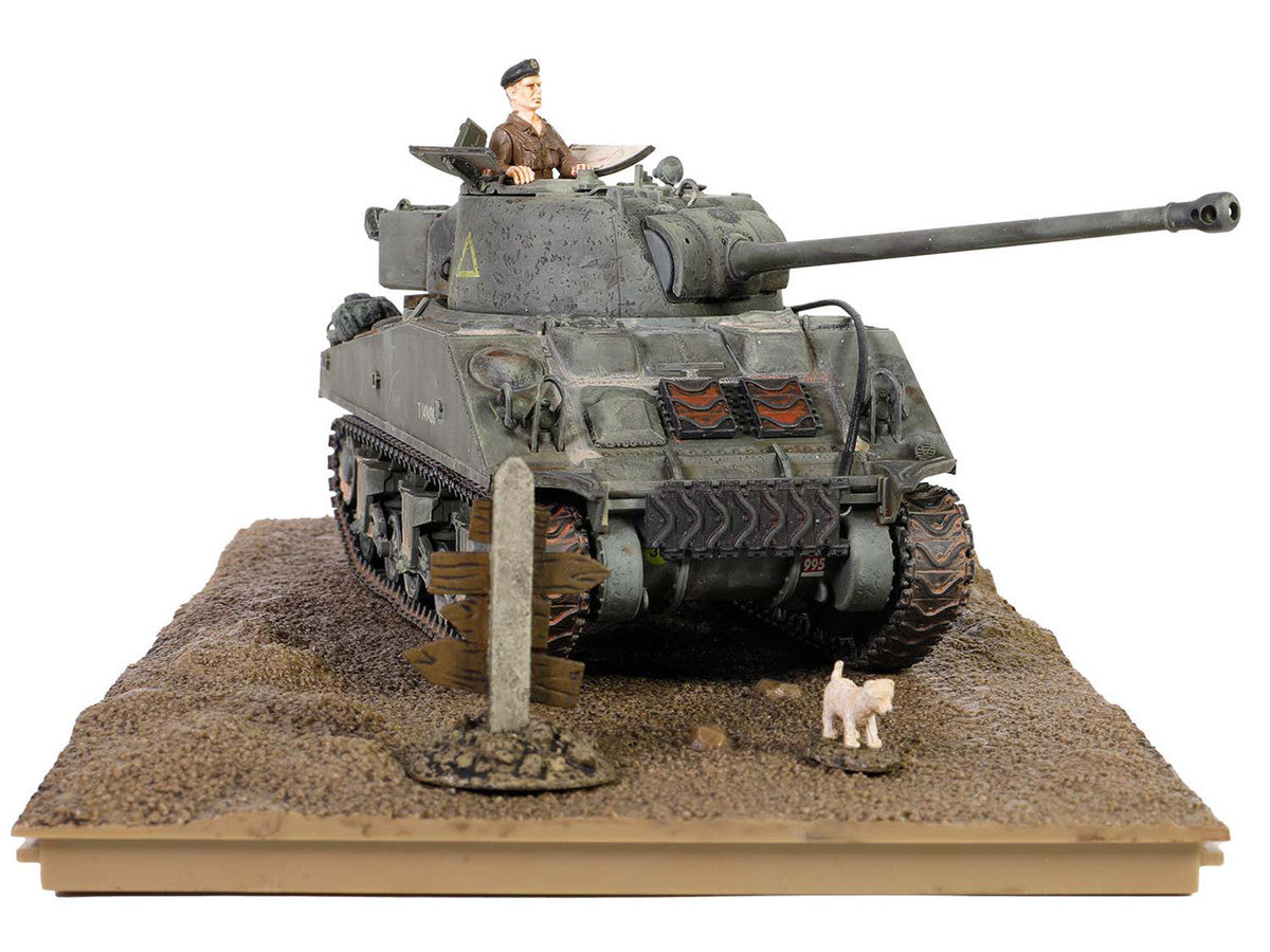 British Sherman Firefly Vc. Tank "8th Armoured Brigade 24th Lancer 13/18th Hussars Normandy" (1944) British Royal Army "Armored Fighting Vehicle" Series 1/32 Diecast Model by Forces of Valor Forces Of Valor