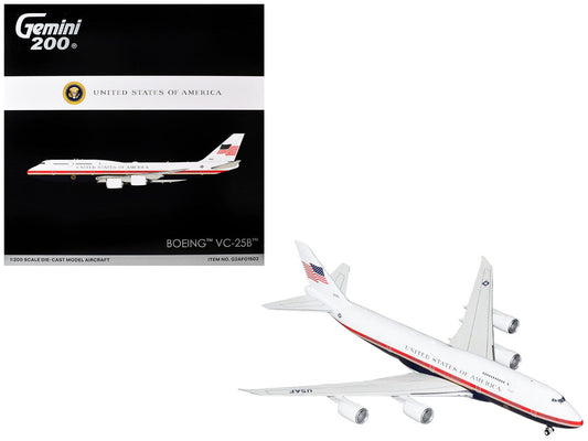 Boeing VC25B Transport Aircraft "Air Force One" (31000) United States Air Force "Gemini 200" Series 1/200 Diecast Model by GeminiJets GeminiJets