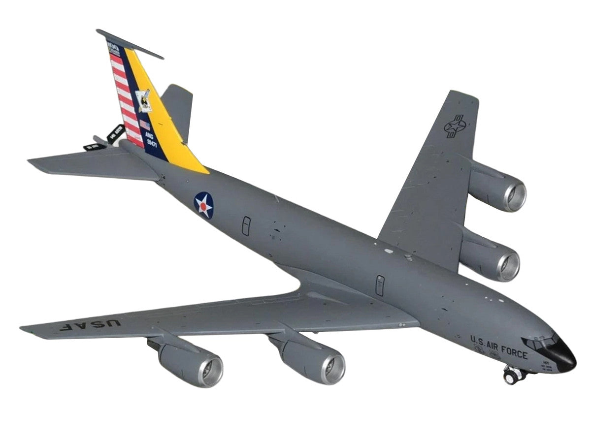 Boeing KC-135 Stratotanker Tanker Aircraft "Washington Air National Guard - 100 Years" United States Air Force "Gemini 200" Series 1/200 Diecast Model Airplane by GeminiJets GeminiJets