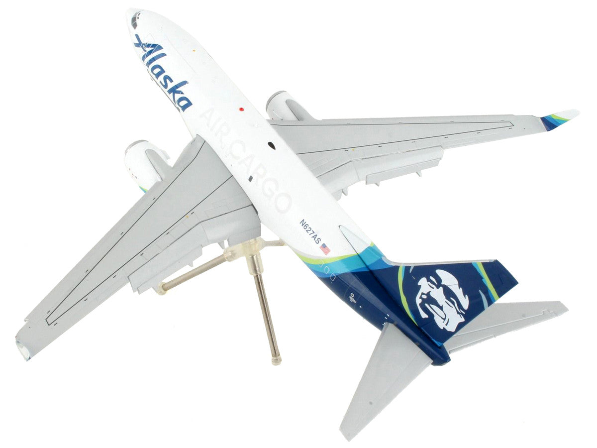 Boeing 737-700BDSF Commercial Aircraft with Flaps Down "Alaska Air Cargo" White with Blue Tail "Gemini 200" Series 1/200 Diecast Model Airplane by GeminiJets GeminiJets