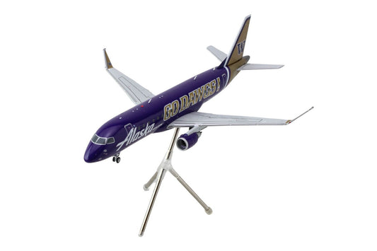 Embraer ERJ-175 Commercial Aircraft "Alaska Airlines/Horizon - University of Washington Huskies" (N662QX) Purple with Gold Tail "Gemini 200" Series 1/200 Diecast Model Airplane by GeminiJetsG2ASA1287-1