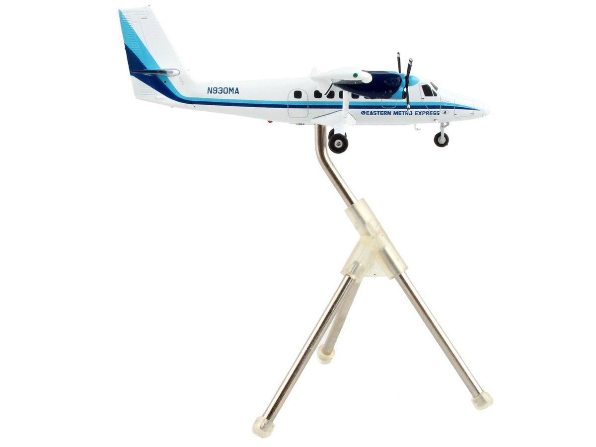 De Havilland DHC-6-200 Commercial Aircraft "Eastern Air Lines - Metro Express" White with Blue Stripes "Gemini 200" Series 1/200 Diecast Model Airplane by GeminiJets GeminiJets
