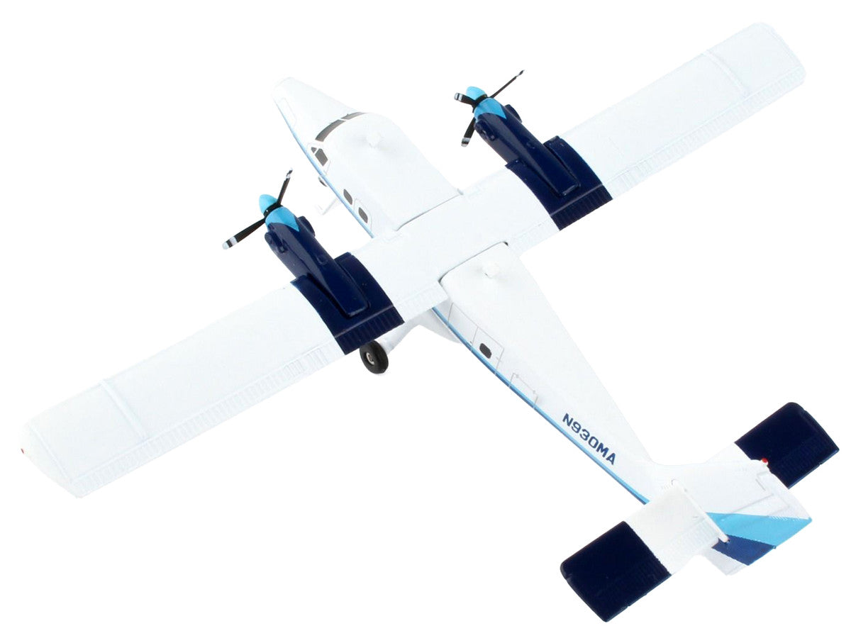 De Havilland DHC-6-200 Commercial Aircraft "Eastern Air Lines - Metro Express" White with Blue Stripes "Gemini 200" Series 1/200 Diecast Model Airplane by GeminiJets GeminiJets