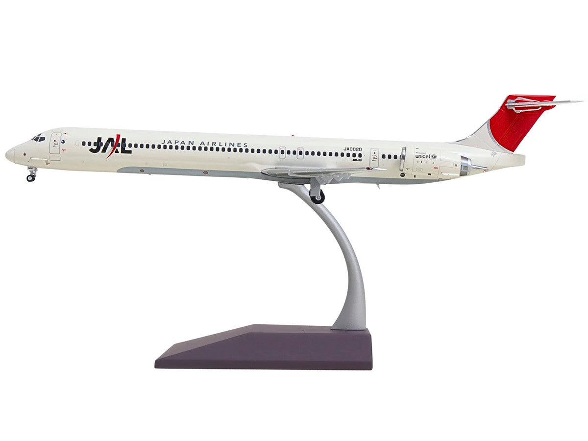 McDonnell Douglas MD-90 Commercial Aircraft "Japan Airlines" (JA002D) White with Red Tail "Gemini 200" Series 1/200 Diecast Model by GeminiJets GeminiJets