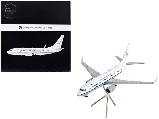 Boeing 737-700 Transport Aircraft "Royal Australian Air Force 100th Anniversary - A36-001" White and Gray "Gemini 200" Series 1/200 Diecast Model Airplane by GeminiJets GeminiJets