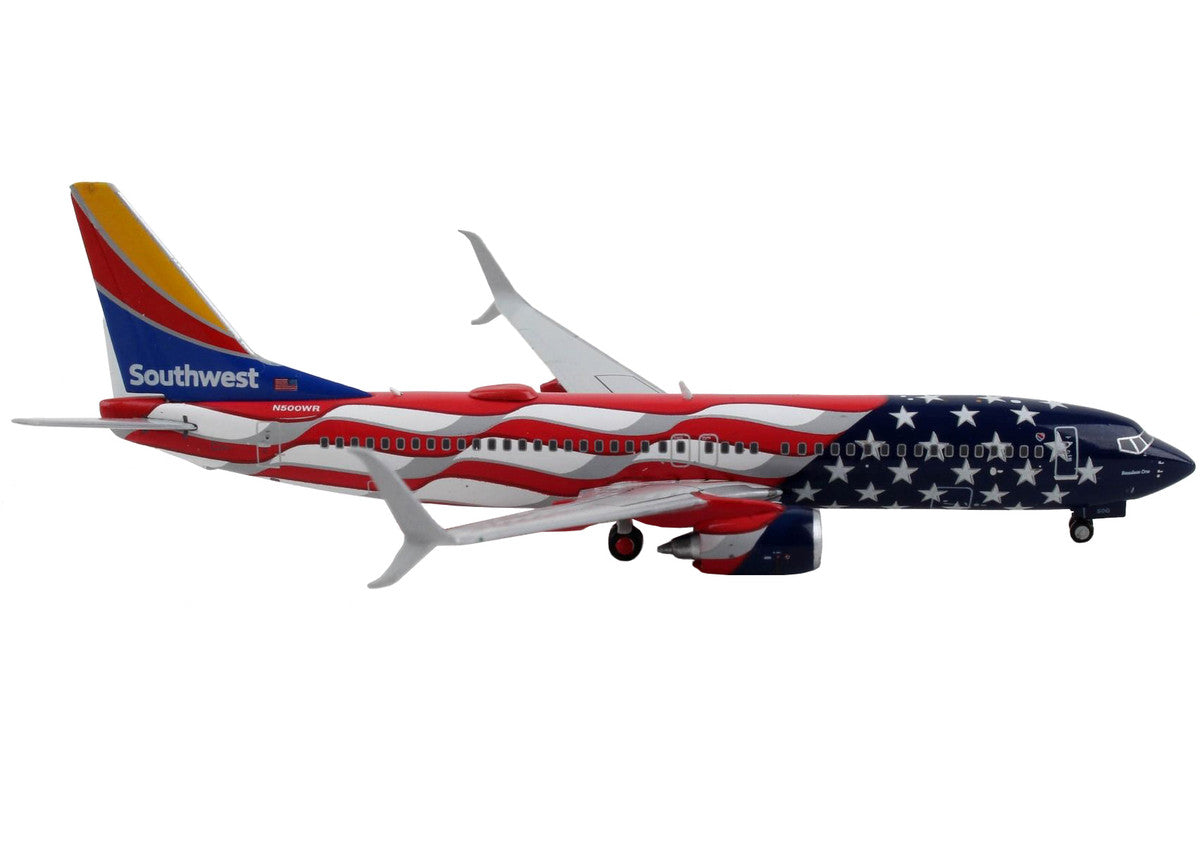 Boeing 737-800 Commercial Aircraft "Southwest Airlines - Freedom One" United States Flag Livery 1/400 Diecast Model Airplane by GeminiJets-1
