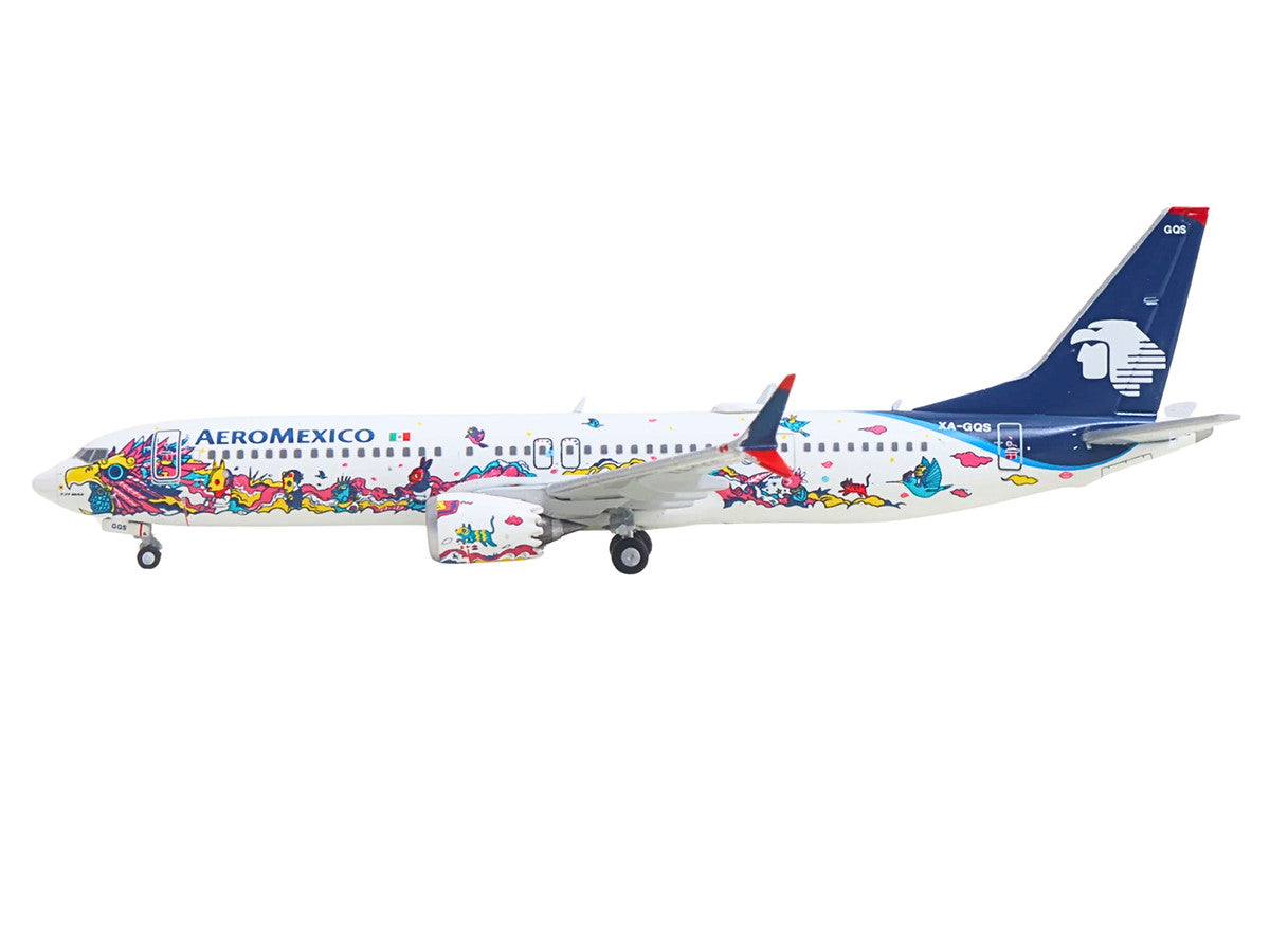 Boeing 737 MAX 9 Commercial Aircraft "Aeromexico - Kukulcan" (XA-GQS) White with Graphics and Blue Tail 1/400 Diecast Model by GeminiJets GeminiJets