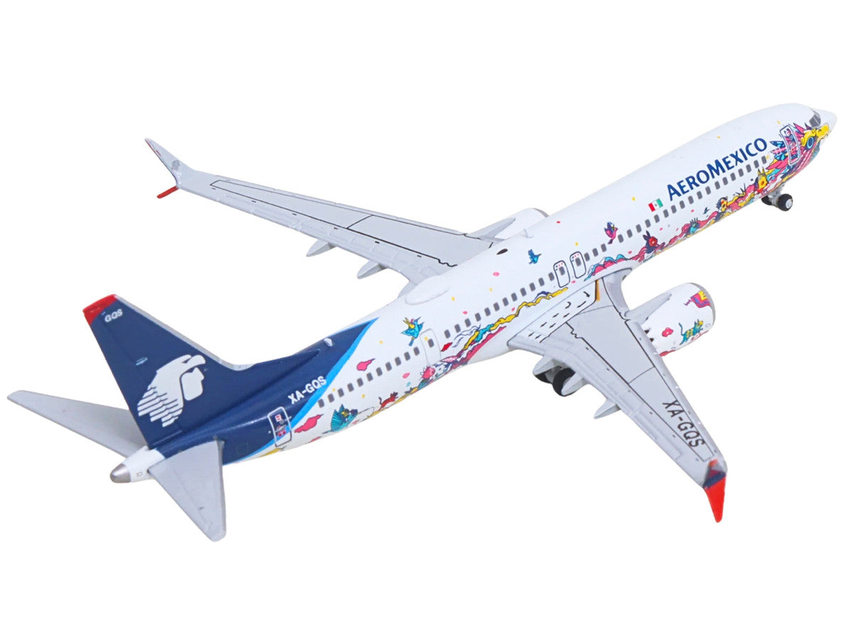 Boeing 737 MAX 9 Commercial Aircraft "Aeromexico - Kukulcan" (XA-GQS) White with Graphics and Blue Tail 1/400 Diecast Model by GeminiJets GeminiJets