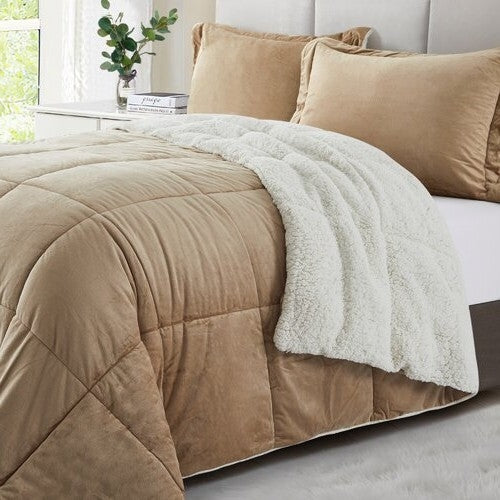 Queen Plush Microfiber Reversible Comforter Set in Gold-2