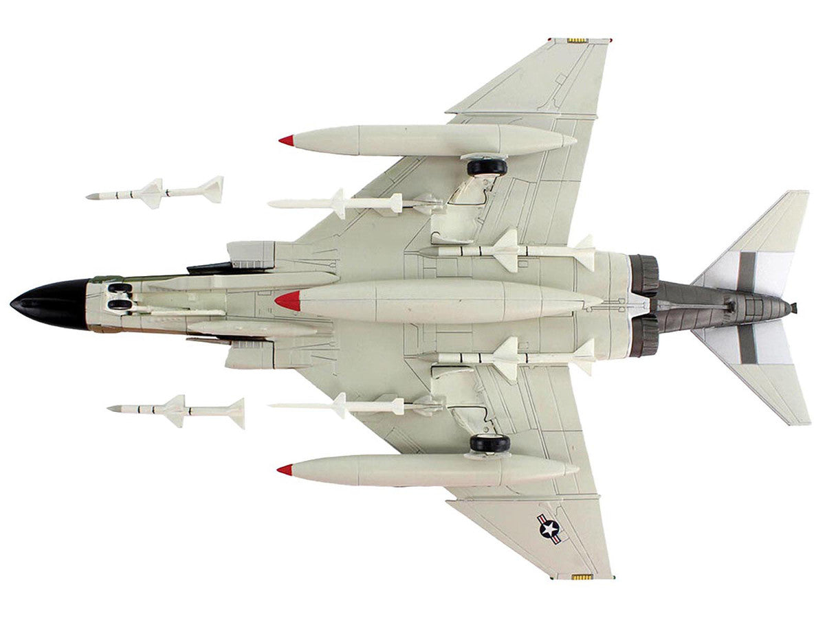 McDonnell Douglas EF-4C Wild Weasel Fighter-Bomber Aircraft "64-0840 67th TFS Korat RTAFB Super Cocks Swiss Samilar" (1971) United States Air Force "Air Power Series" 1/72 Diecast Model by Hobby Master-2