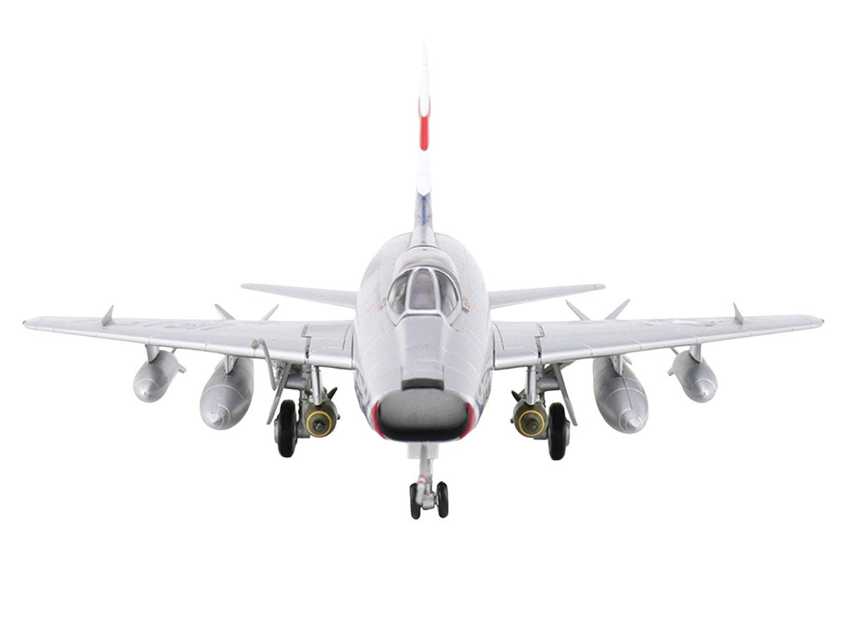 North American F-100 Super Sabre Fighter Aircraft "FW-871 National Military Museum Soesterberg Netherlands" United States Air Force "Air Power Series" 1/72 Diecast Model by Hobby Master Hobby Master