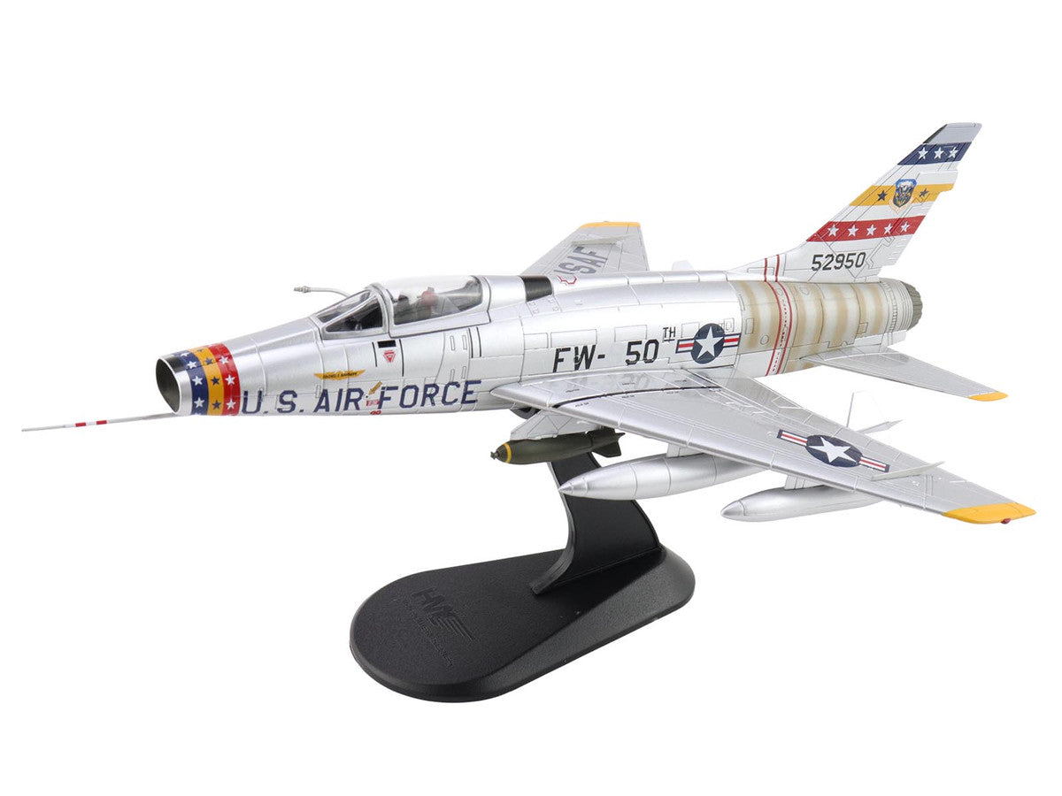North American F-100D Super Sabre Fighter Aircraft "FW-871 81st TFS 50th TFW France" (1958) United States Air Force "Air Power Series" 1/72 Diecast Model by Hobby Master Hobby Master