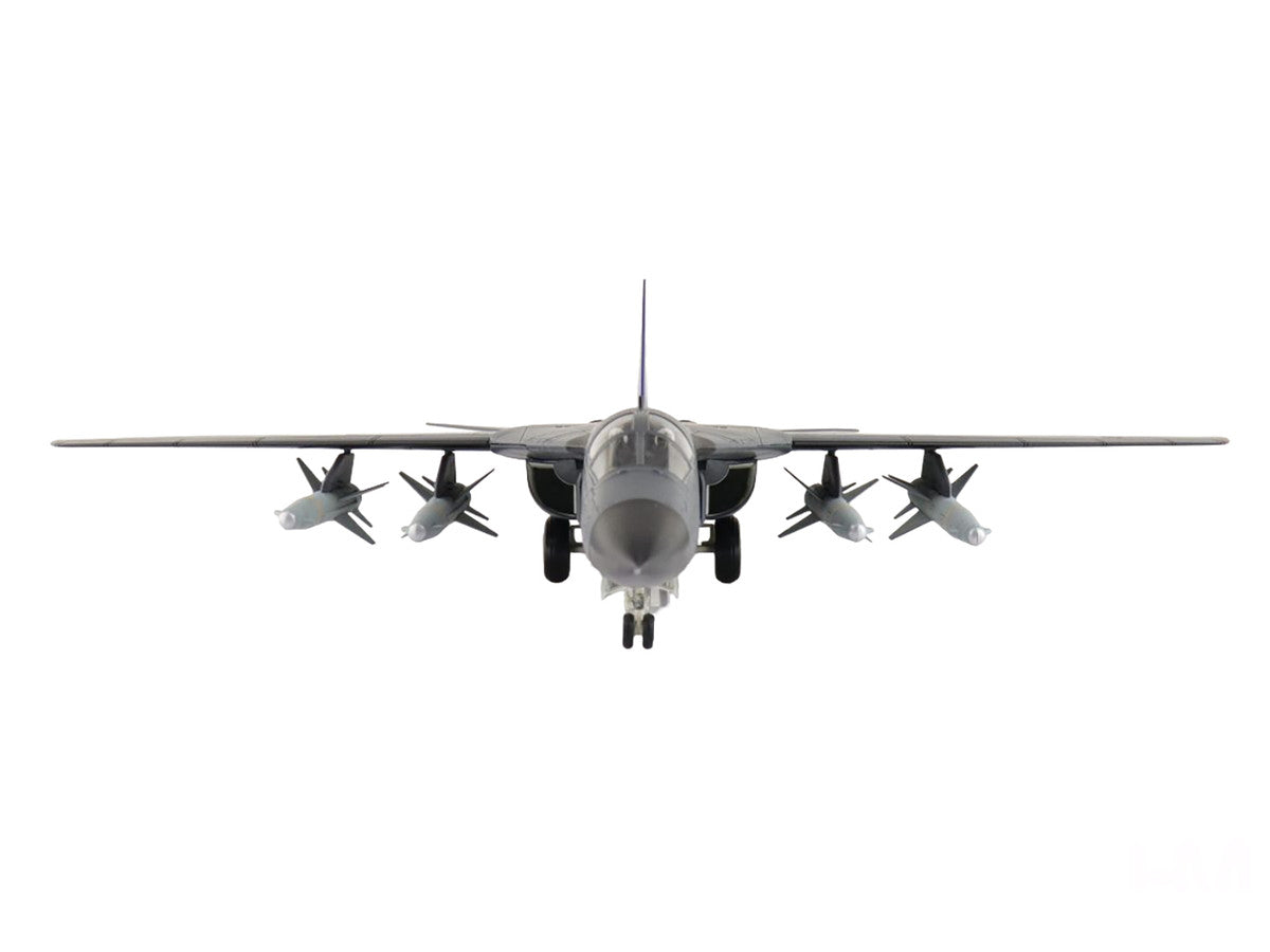 General Dynamics F-111C Pig Aircraft "A8-131 F-111 Operations 30th Anniversary" (2003) Royal Australian Air Force "Air Power Series" 1/72 Diecast Model by Hobby Master-0