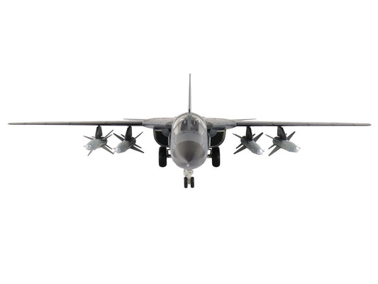 General Dynamics F-111C Pig Aircraft "90th Anniversary of No. 6 Squadron" (2007) Royal Australian Air Force  "Air Power Series" 1/72 Diecast Model by Hobby Master-0