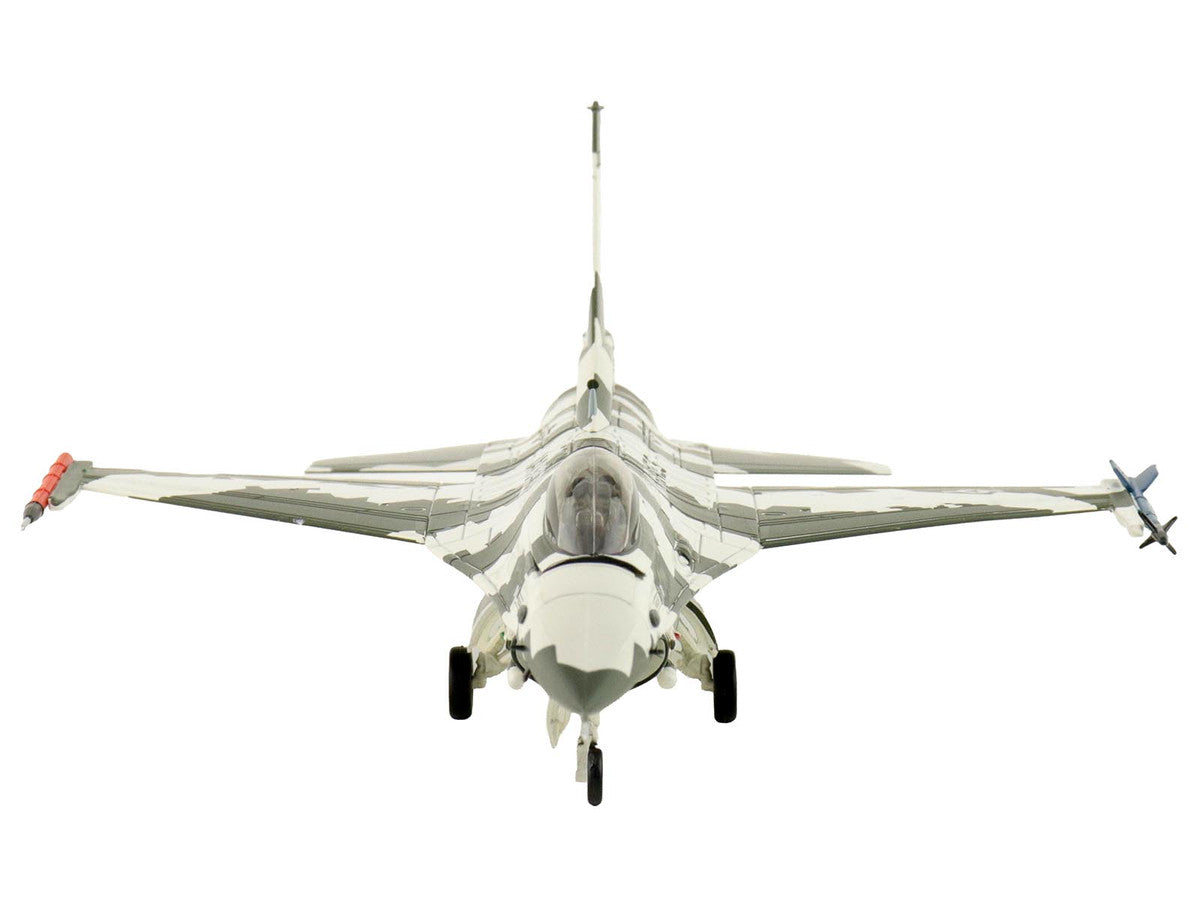 General Dynamics F-16N Fighting Falcon Fighter Aircraft "163269 U.S. Navy Fighter Weapons School" (1990s) United States Marine Corps "Air Power Series" 1/72 Diecast Model by Hobby Master Hobby Master
