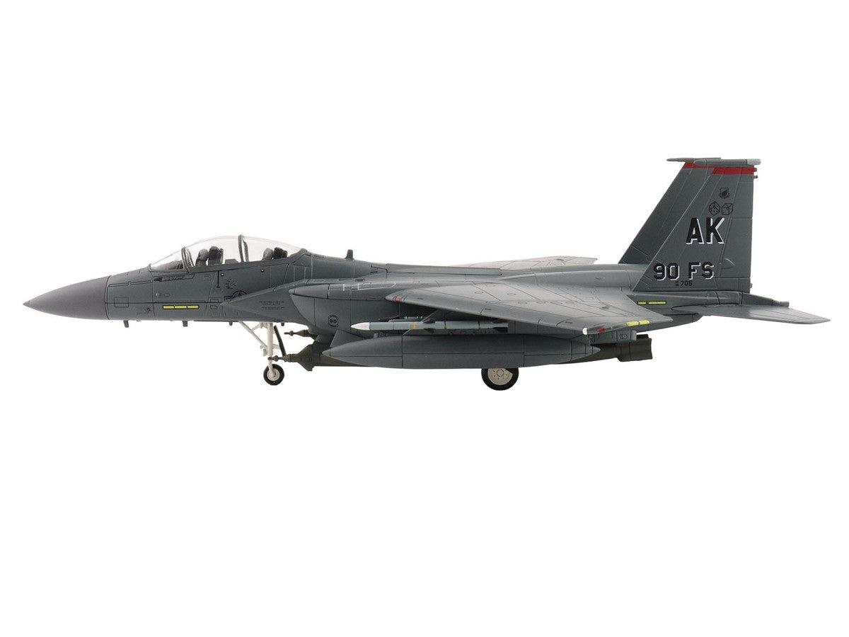 McDonnell Douglas F-15E Strike Eagle Fighter Aircraft "88-0705 90th Fighter Squadron Commanding Officer's Jet" (2005) United States Air Force "Air Power Series" 1/72 Diecast Model by Hobby Master Hobby Master