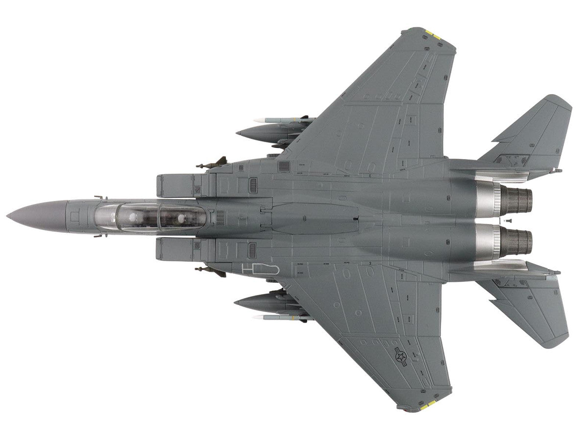 McDonnell Douglas F-15E Strike Eagle Fighter Aircraft "88-0705 90th Fighter Squadron Commanding Officer's Jet" (2005) United States Air Force "Air Power Series" 1/72 Diecast Model by Hobby Master Hobby Master