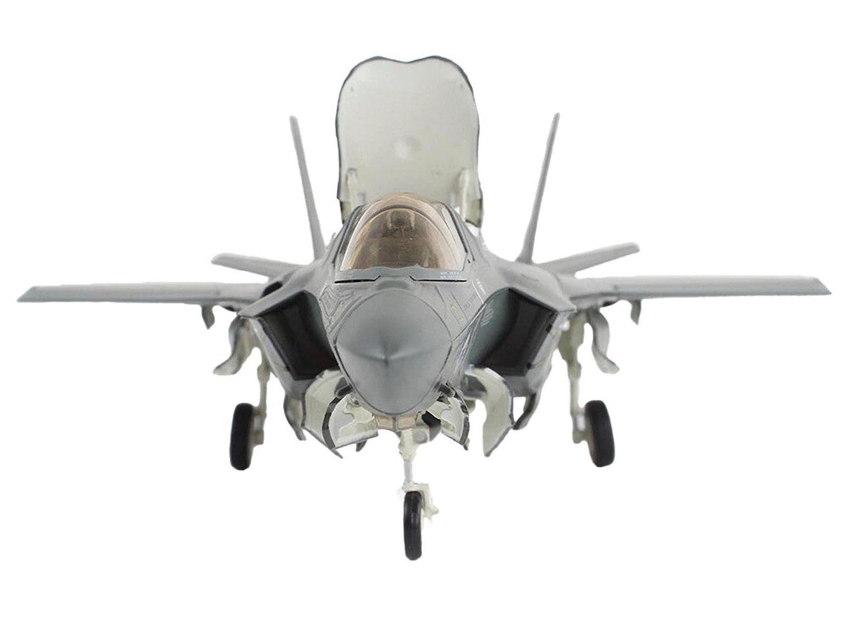 Lockheed Martin F-35B Lightning II Aircraft "Black Death VMFA-542 MCAS Cherry Point" (2023) United States Marine Corps "Air Power Series" 1/72 Diecast Model by Hobby Master Hobby Master