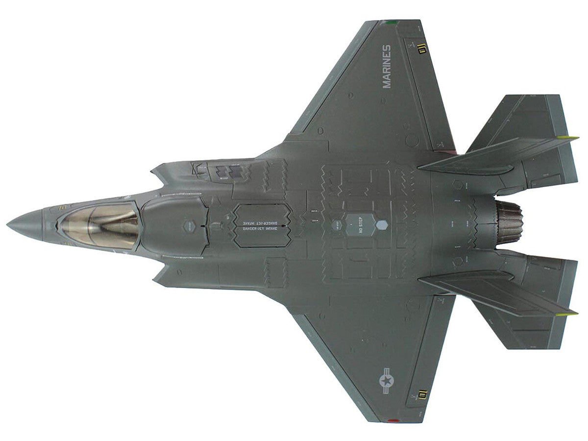 Lockheed Martin F-35B Lightning II Aircraft "Black Death VMFA-542 MCAS Cherry Point" (2023) United States Marine Corps "Air Power Series" 1/72 Diecast Model by Hobby Master Hobby Master