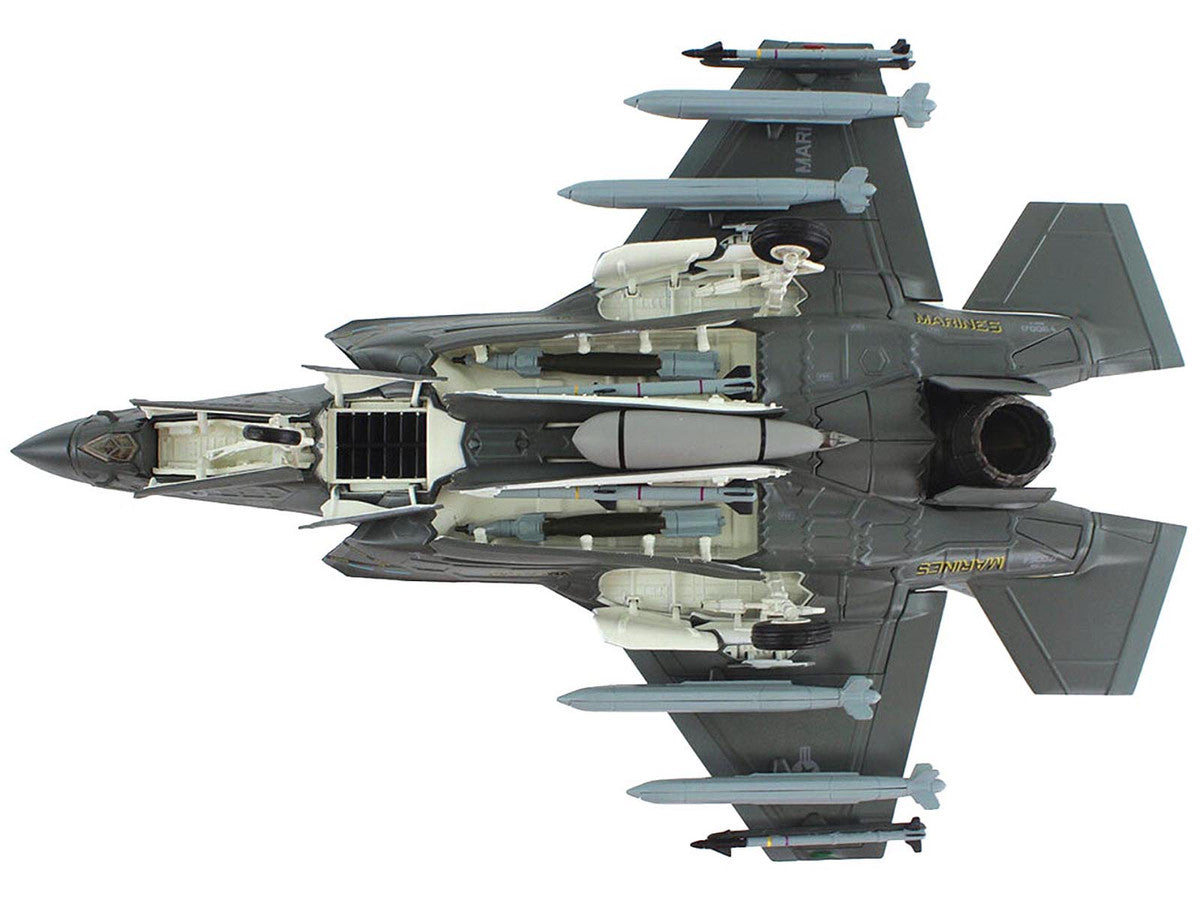 Lockheed Martin F-35B Lightning II Aircraft (Beast Mode) "Black Death VMFA-542 MCAS Cherry Point" (2023) United States Marine Corps "Air Power Series" 1/72 Diecast Model by Hobby Master-3