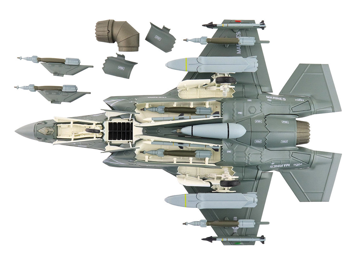 Lockheed Martin F-35B Lightning II Aircraft (Beast Mode) "170533 VMFA-533 Hawks" (2025) United States Marine Corps "Air Power Series" 1/72 Diecast Model by Hobby Master-3