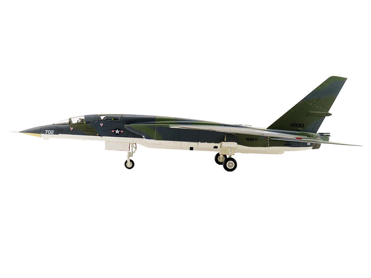 North American RA-5C Vigilante Aircraft "149313 RVAH-6 Fleurs Experimental Scheme USS Constellation" (1966) United States Navy "Air Power Series" 1/72 Diecast Model by Hobby Master Hobby Master