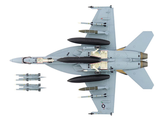Boeing F/A-18E Super Hornet Fighter Aircraft "166828 VFA-151 Vigilantes USS Lincoln" (2021) United States Navy "Air Power Series" 1/72 Diecast Model by Hobby Master Hobby Master