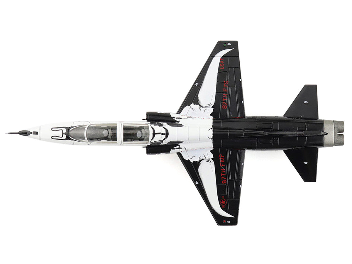 Northrop T-38C Talon Aircraft "65-10331 FAIP Scheme 87th FTS Laughlin AFB" (2021) United States Air Force "Air Power Series" 1/72 Diecast Model by Hobby Master-3