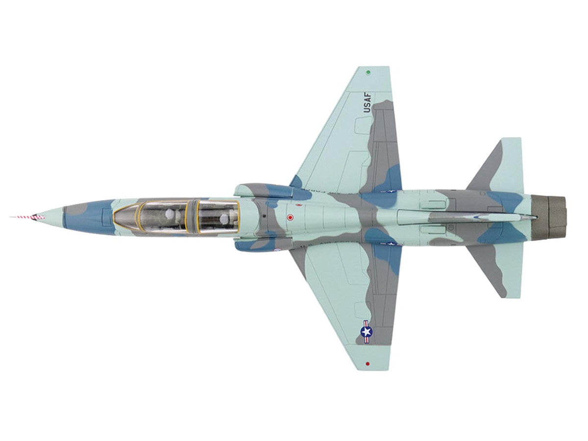 Northrop AT-38B Talon Aircraft "63-8172 479th TTW LIFT Trainer NASA" (1980s) United States Air Force "Air Power Series" 1/72 Diecast Model by Hobby Master Hobby Master