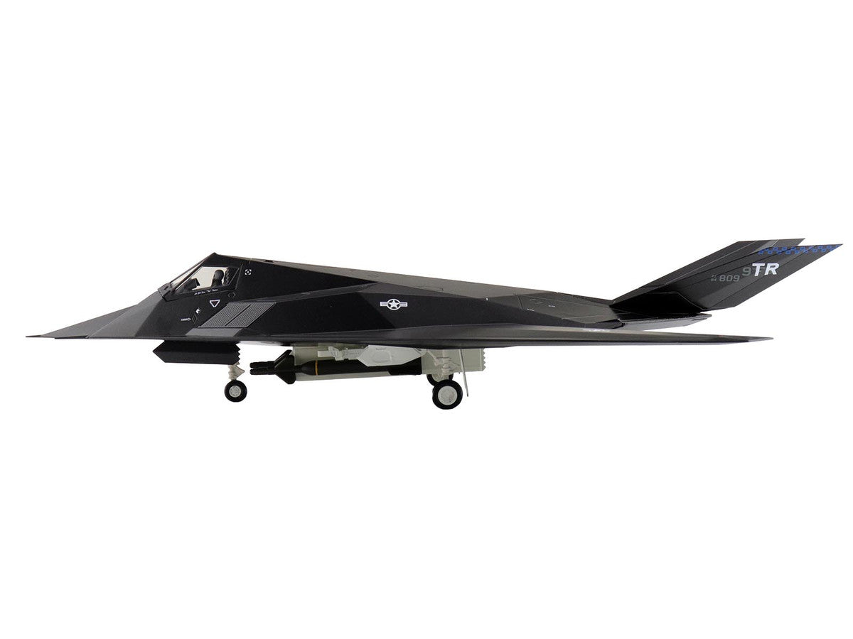 Lockheed YF-117 Nighthawk Stealth Aircraft "79-10782 410th FTS Edwards AFB" (2005) United States Air Force "Air Power Series" 1/72 Diecast Model by Hobby Master Hobby Master