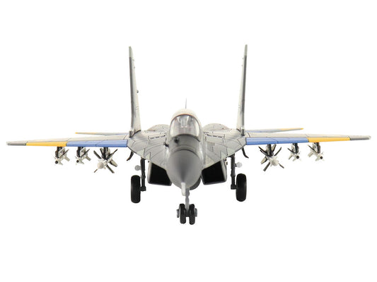 Mikoyan MIG-29 Fulcrum Aircraft "Ghost of Kyiv 40th Tactical Aviation Brigade Vasylkiv Air Base" (2023) Ukrainian Air Force "Air Power Series" 1/72 Diecast Model by Hobby Master-1