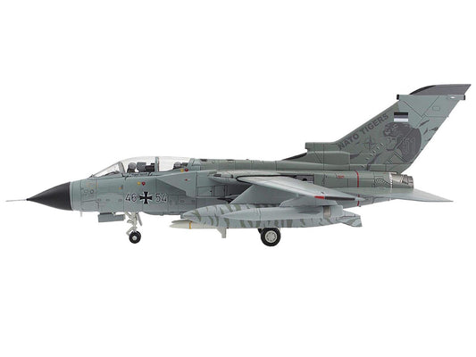Panavia Tornado ECR Fighter-Bomber Aircraft "46+54 Tactical Air Wing 51 Schleswig-Jagel Air Base Germany" (2017) German Luftwaffe "Air Power Series" 1/72 Diecast Model by Hobby Master-0