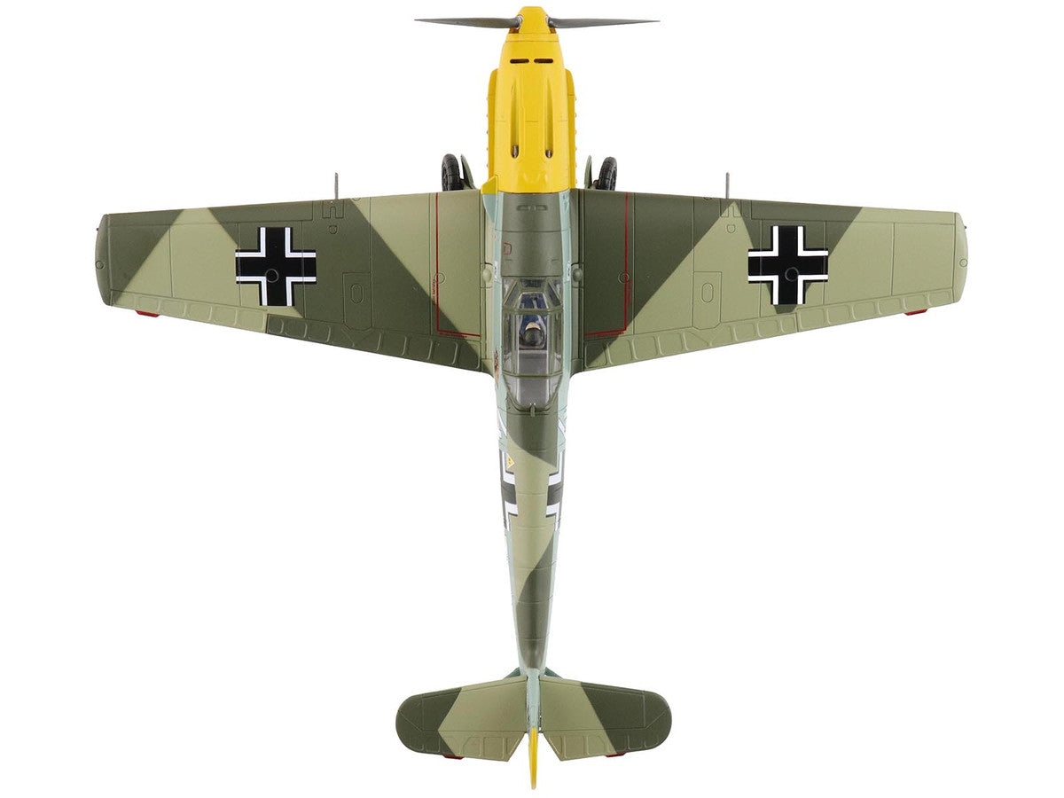 Messerschmitt Bf 109E-3 Fighter Aircraft "White 4 Unteroffizier Horst Perez 4/JG 26" (1940) German Luftwaffe "Air Power Series" 1/48 Diecast Model by Hobby Master Hobby Master