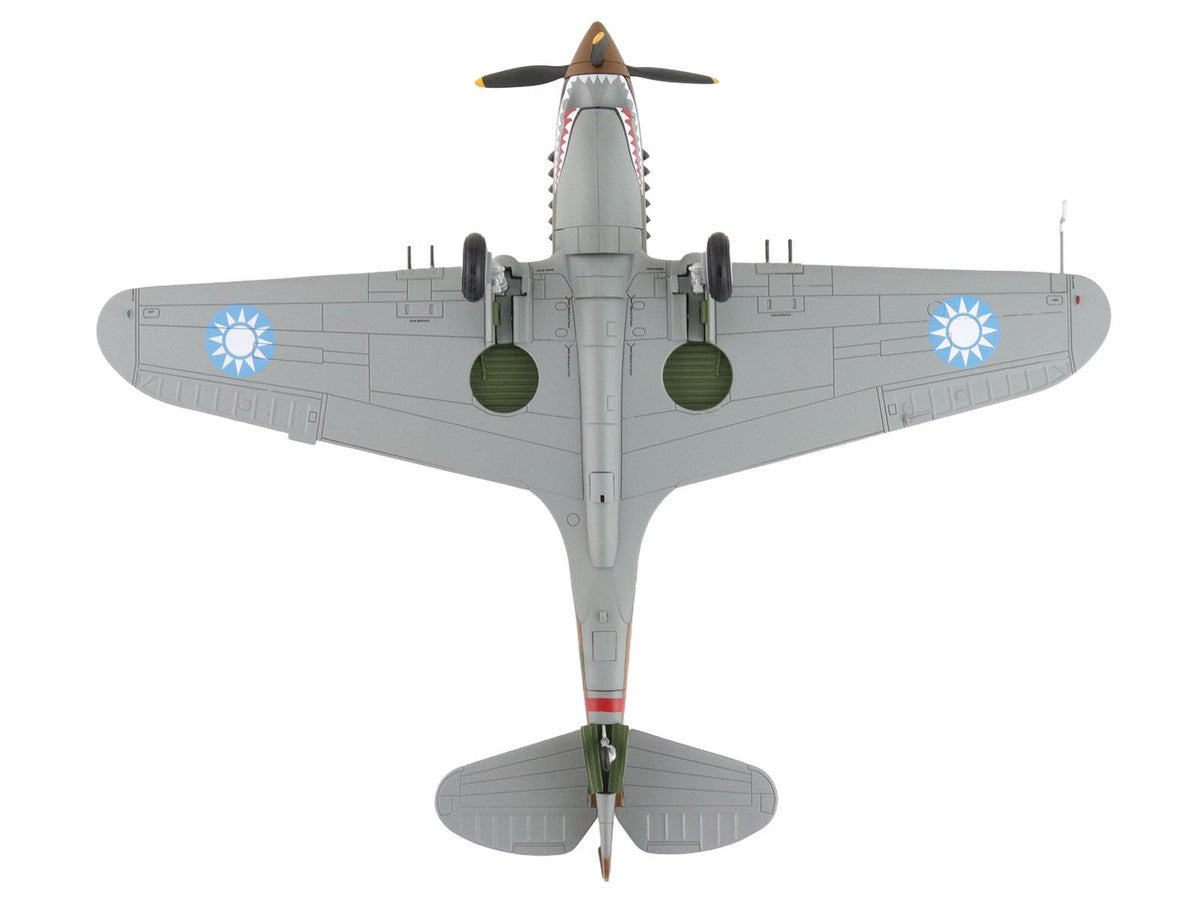 Curtiss P-40B Hawk 81-A2 Fighter-Bomber Aircraft "No.77 Robert Smith 3rd Pursuit Squadron" (1941) American Volunteer Group in China "Air Power Series" 1/48 Diecast Model by Hobby Master-3