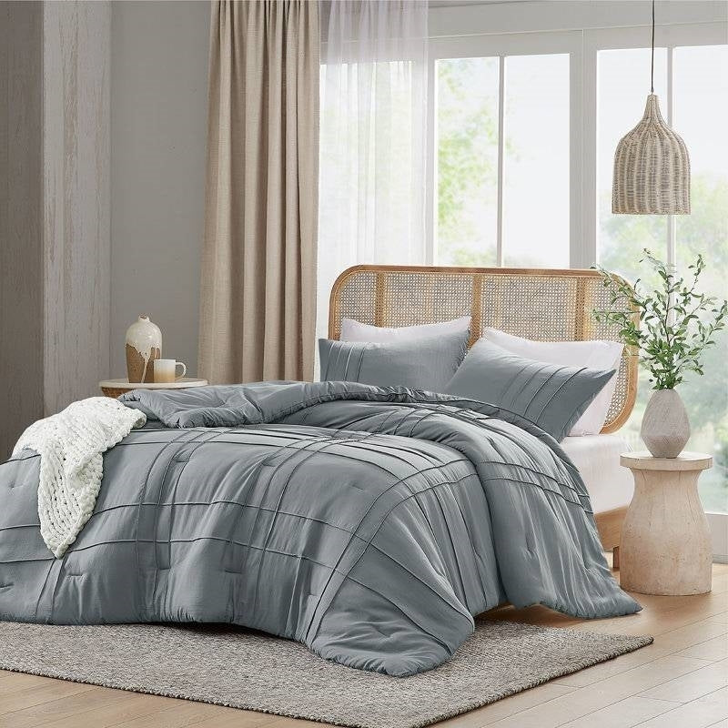 Full/Queen size Pleated Pre-Washed Microfiber Comforter Set in Blue Grey W2B
