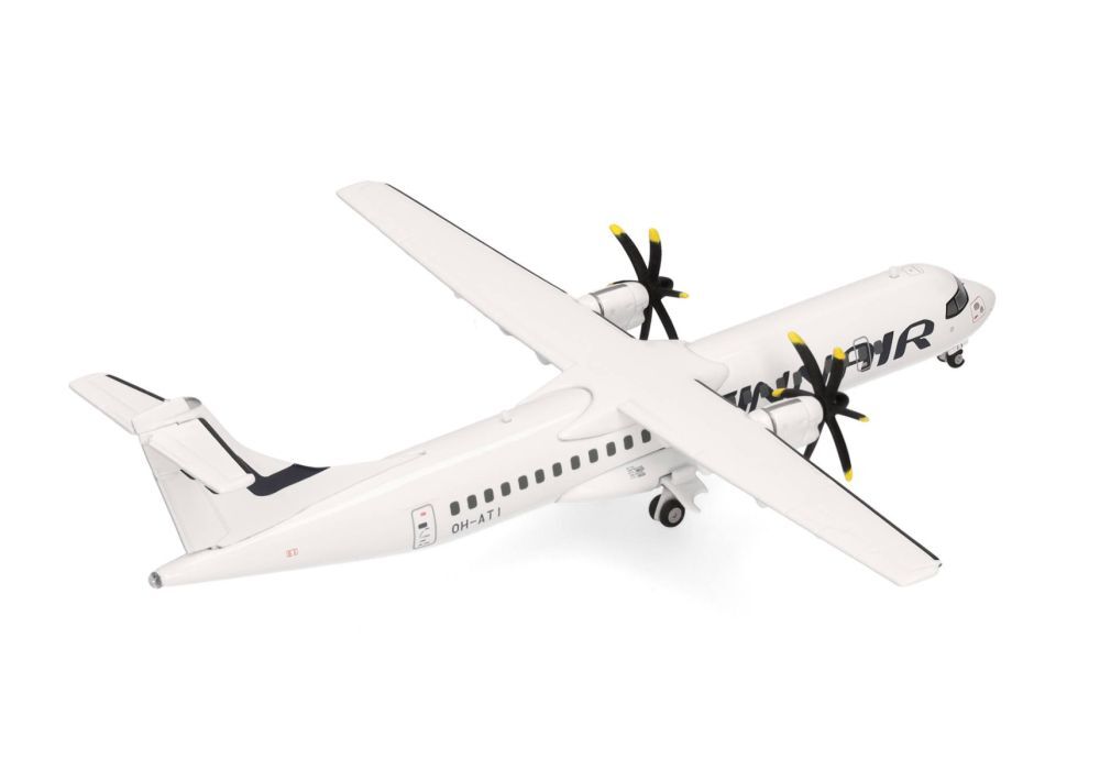 ATR 72-500 Commercial Aircraft "FinnAir" (OH-ATI) White 1/200 Diecast Model Airplane by Herpa