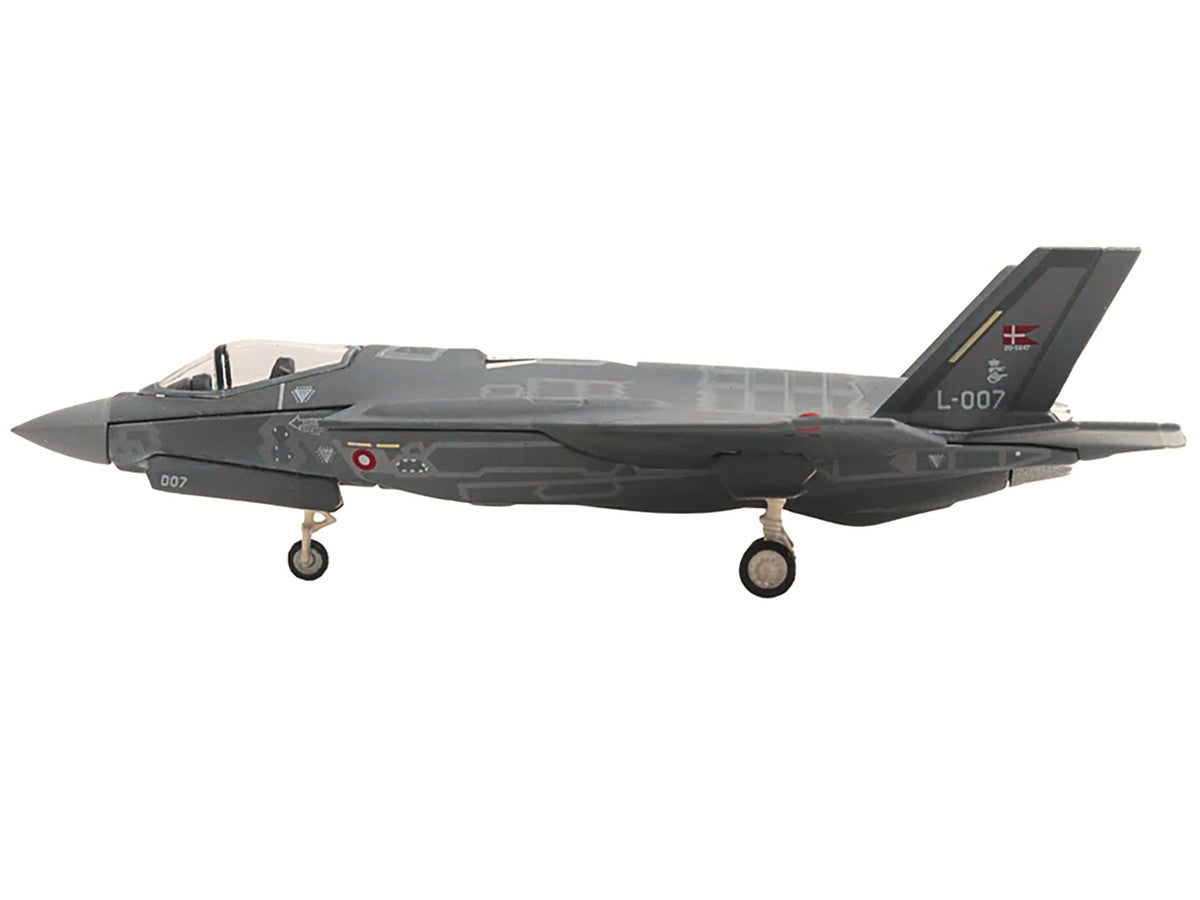Lockheed Martin F-35A Lightning II Aircraft "Eskadrille 727 Skrydstrup Air Base" (L-007) Royal Danish Air Force 1/200 Diecast Model by Herpa Herpa