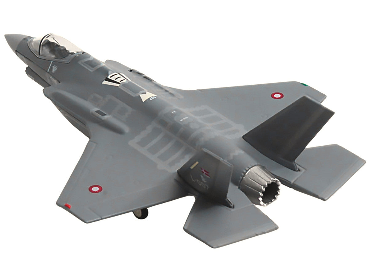 Lockheed Martin F-35A Lightning II Aircraft "Eskadrille 727 Skrydstrup Air Base" (L-007) Royal Danish Air Force 1/200 Diecast Model by Herpa Herpa