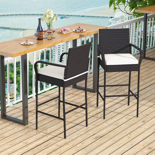 2/4 Pieces Outdoor PE Rattan Cushioned Barstool Set with Armrests-Set of 2 W2B