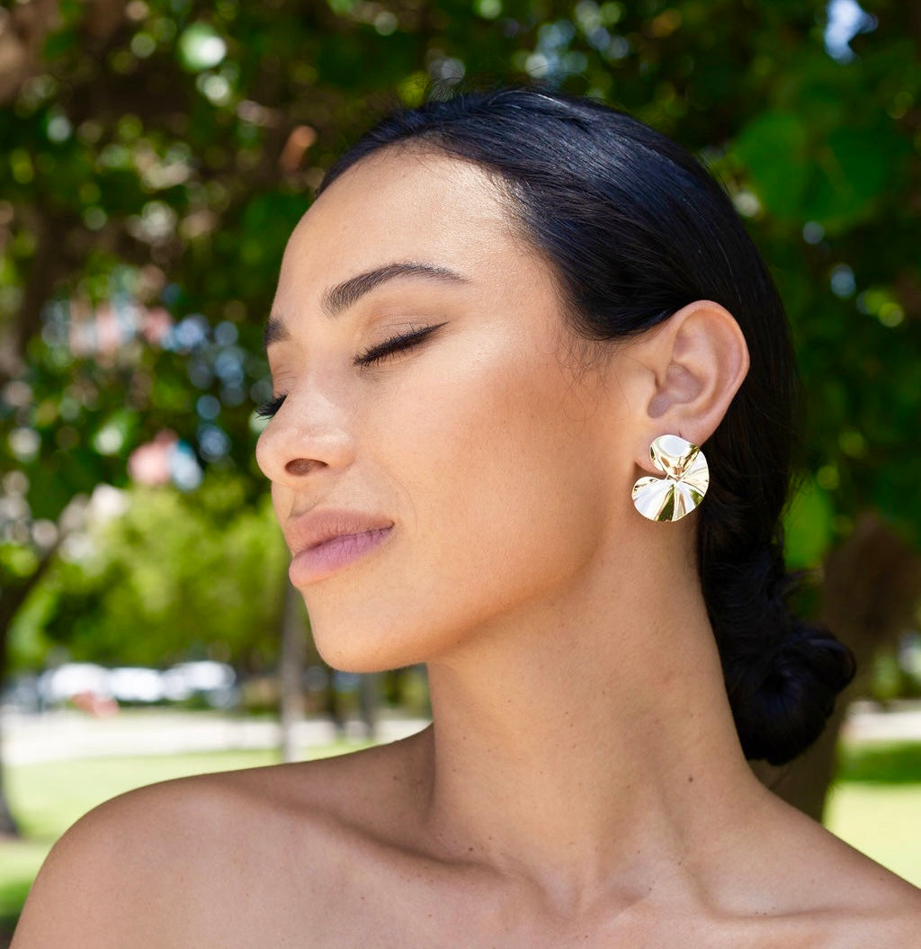 18K Gold Filled Minimalist Wavy Textured Earring (L387) MIA Jewelry