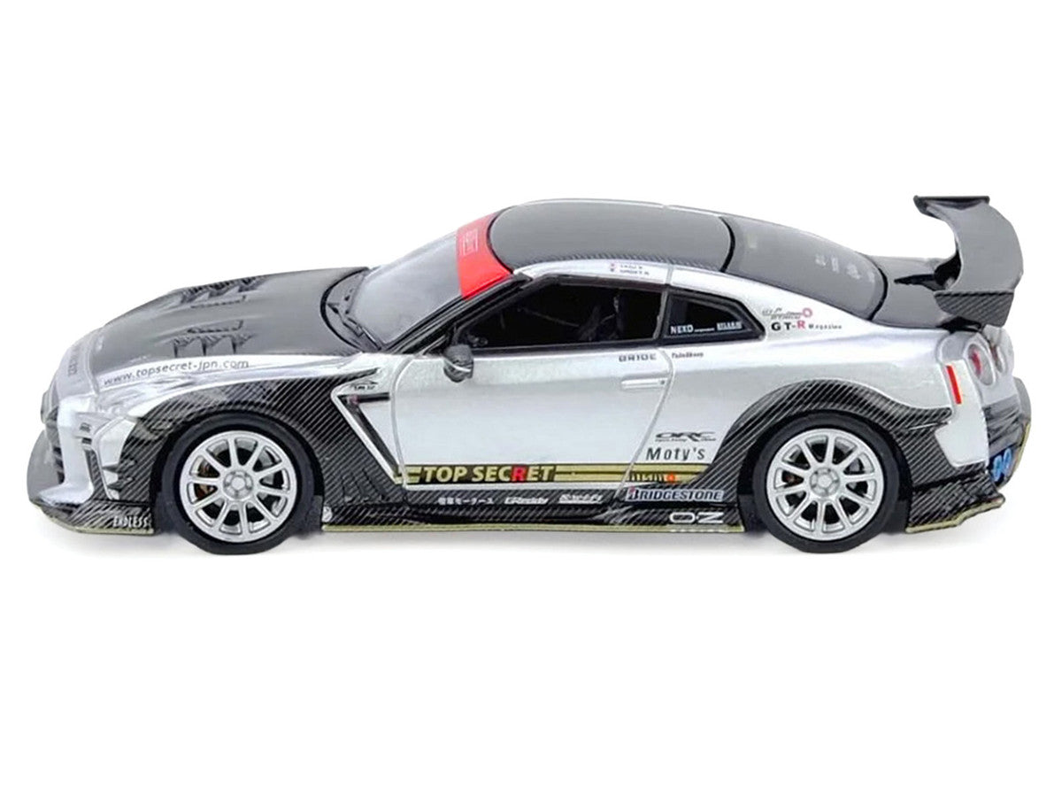 Nissan GT-R (R35) Top Secret RHD (Right Hand Drive) Silver Metallic with Carbon Hood and Top "Tokyo Auto Salon Hong Kong 2025 Event Edition" 1/64 Diecast Model Car by Inno Models-0