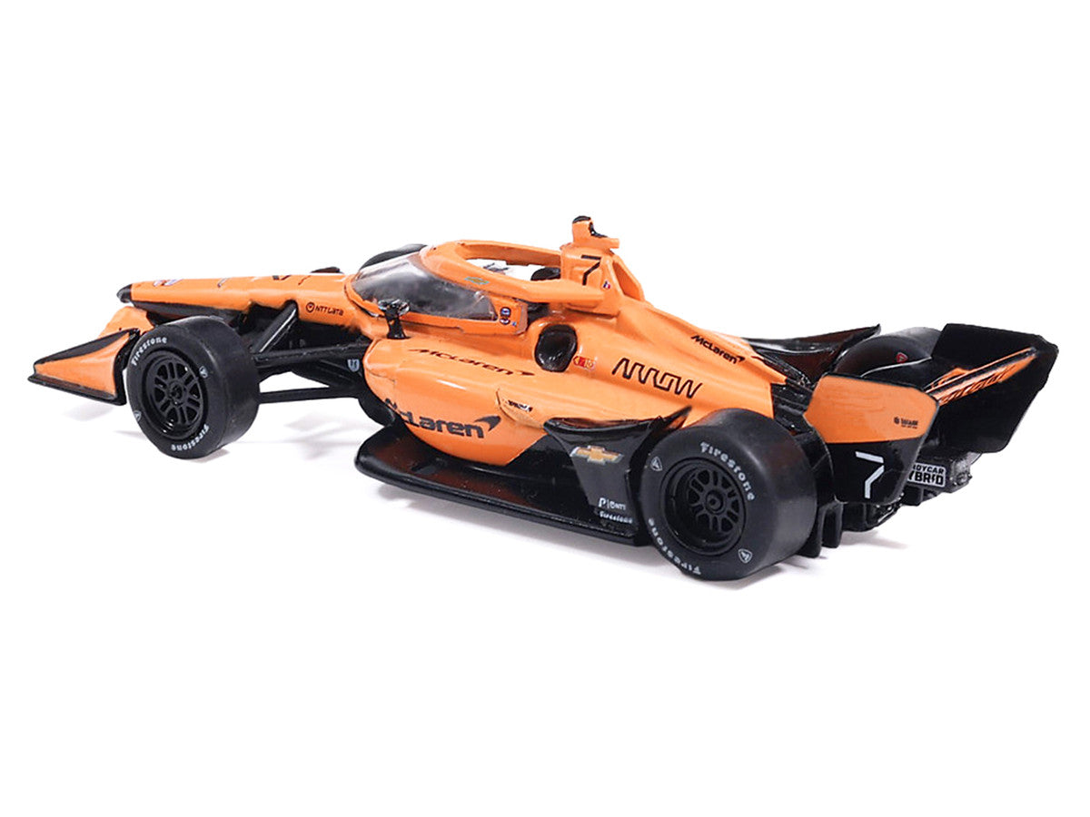 Dallara IndyCar #7 Christian Lundgaard "McLaren" Arrow McLaren IndyCar Team (Road Course Configuration) "NTT IndyCar Series" (2026) 1/64 Diecast Model by IXO Models-2