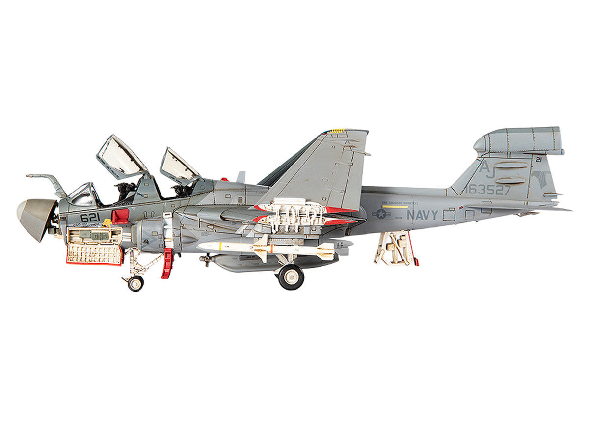 Grumman EA-6B Prowler Attack Aircraft "VAQ-141 Shadowhawks Desert Storm" (1991) United States Navy 1/72 Diecast Model by JC Wings JC Wings