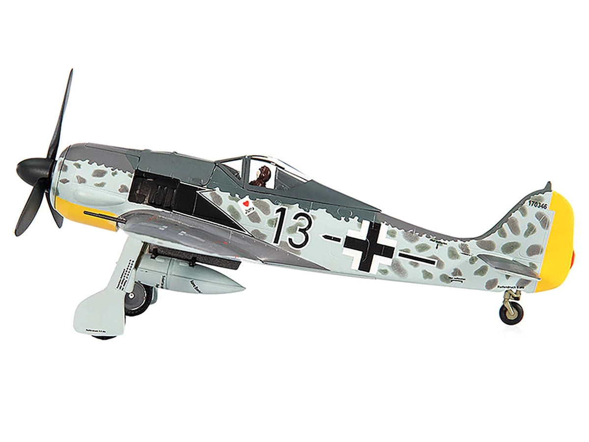 Focke-Wulf Fw 190A-8 Fighter Aircraft "JG 26 Schlageter France" (1945) German Luftwaffe 1/72 Diecast Model by JC Wings JC Wings