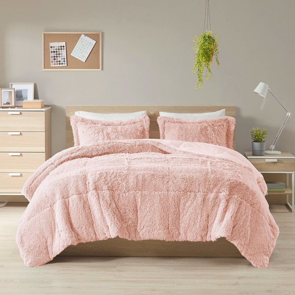 King/CAL King Pink Blush Soft Sherpa Faux Fur 3-Piece Comforter Set with Shams FastFurnishings