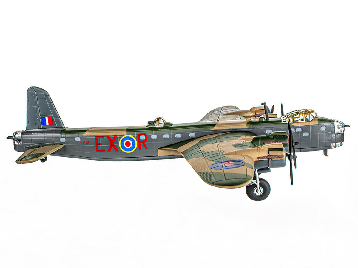 Short Stirling Mk.III Aircraft "Jolly Roger No. 199 Squadron 100 Group" (1943) British Royal Air Force "Planes of World War II" Series 1/144 Diecast Model Airplane by Luppa Luppa