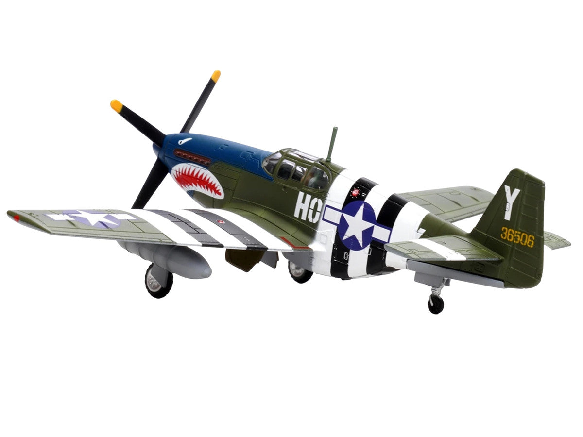 North American P-51B Mustang Aircraft "John Bennett 487th Fighter Squadron 352nd Fighter Group Blue-Nosed Bastards of Bodney RAF Bodney" (1944) United States Army Air Forces 1/72 Diecast Model Airplane by Legion-2