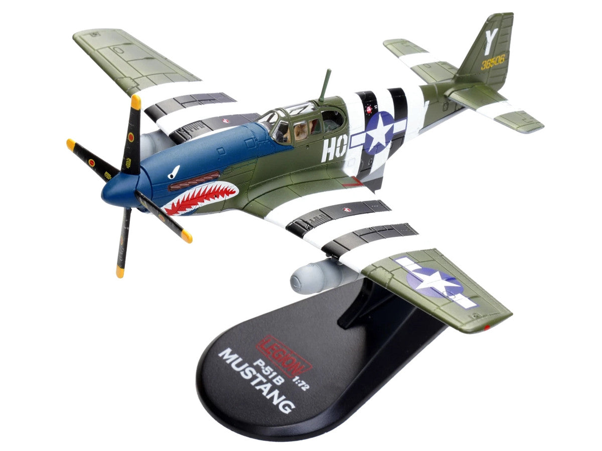 North American P-51B Mustang Aircraft "John Bennett 487th Fighter Squadron 352nd Fighter Group Blue-Nosed Bastards of Bodney RAF Bodney" (1944) United States Army Air Forces 1/72 Diecast Model Airplane by Legion-4